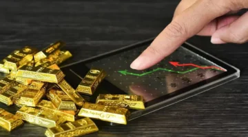 تراجع الذهب وصعود النفط.. تقلبات مفاجئة في أسعار الأسواق العالمية بمعاملات اليوم